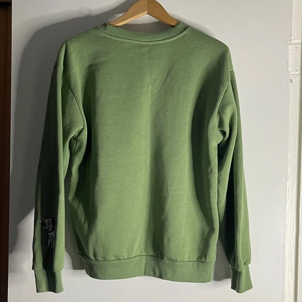 Disney 101 Dalmatians London England LARGE Green Crewneck Fleece Sweatshirt - Picture 8 of 8